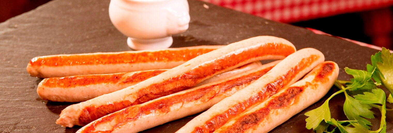 Am 13. Mai 2018 findet der 8. Fränkische Bratwurstgipfel in Pegnitz statt. Unterfränkische Metzgereien können sich ncoh bis zum 2. Februar bewerben. Am 13. Mai 2018 findet der 8. Fränkische Bratwurstgipfel in Pegnitz statt. Unterfränkische Metzgereien können sich ncoh bis zum 2. Februar bewerben.