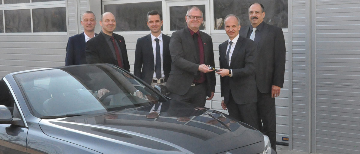 Neues Schulungsfahrzeug Kfz-Ausbildung Bildungszentrum Schweinfurt Neues Schulungsfahrzeug Kfz-Ausbildung Bildungszentrum Schweinfurt