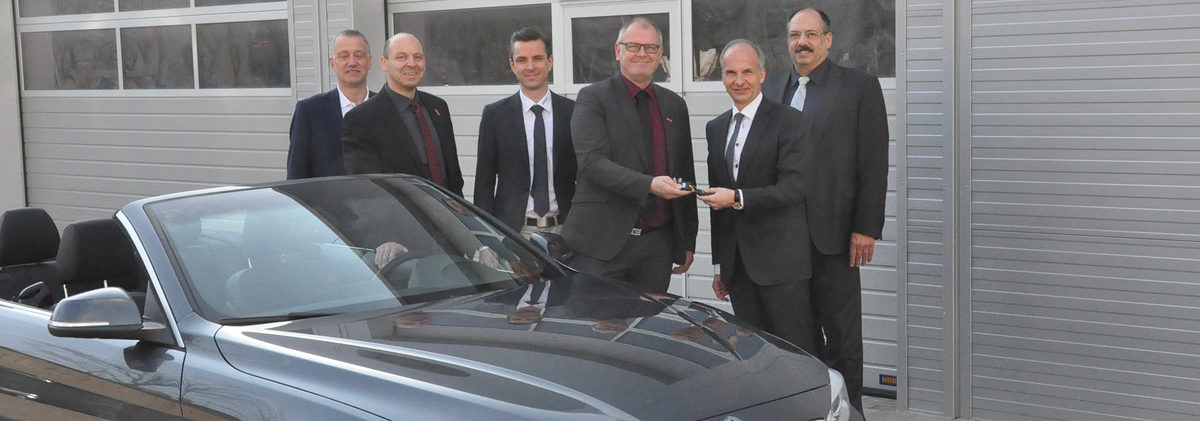 Neues Schulungsfahrzeug Kfz-Ausbildung Bildungszentrum Schweinfurt Neues Schulungsfahrzeug Kfz-Ausbildung Bildungszentrum Schweinfurt