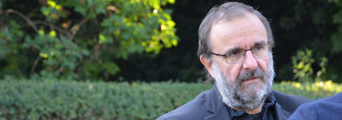 Dr. Harald Ebert ist gelernter Bäckermeister und Diplom-Pädagoge im Einsatz für benachteiligte Jugendliche Dr. Harald Ebert ist gelernter Bäckermeister und Diplom-Pädagoge im Einsatz für benachteiligte Jugendliche