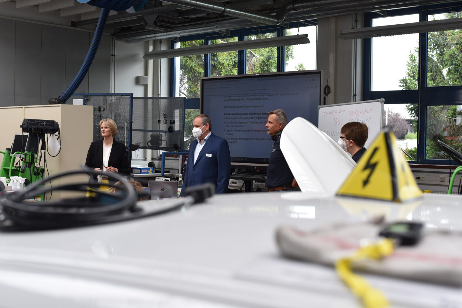 Bundesbildungsministerin_Karliczek_Fahrzeugakademie (4)
