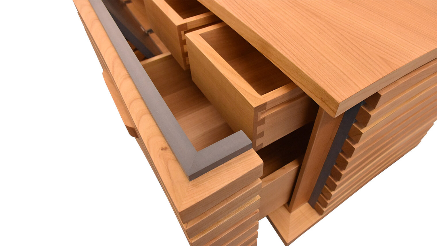 Schreinermeisterstück Detailansicht Hängesideboard in Leistenoptik