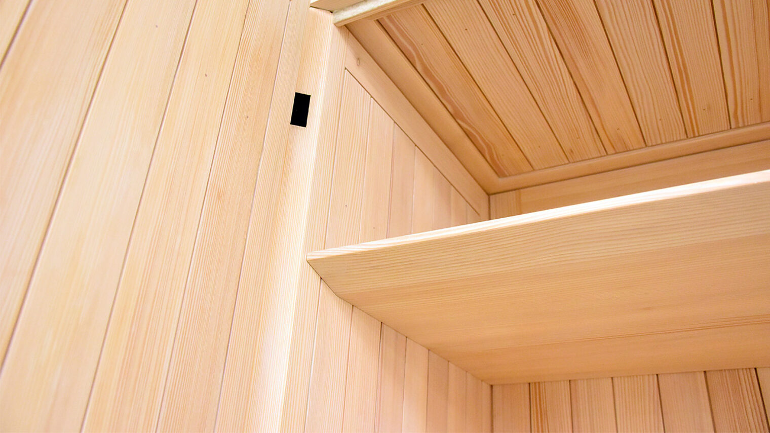 Schreinermeisterstück Detailansicht Kleiderschrank