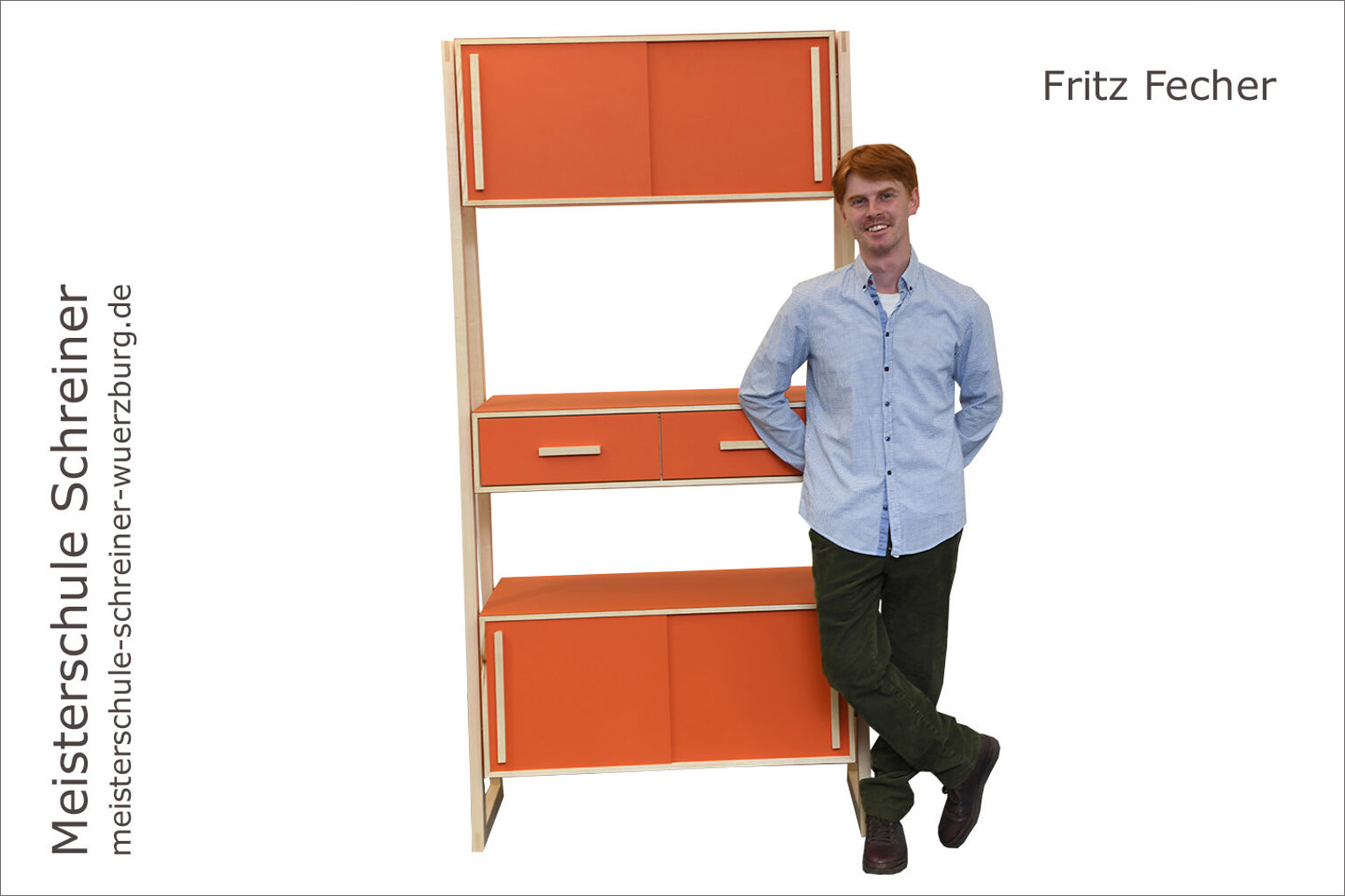 Meisterschule Schreiner Handwerkskammer für Unterfranken Porträt Fritz Fecher mit seinem Regal als Schreinermeisterstück