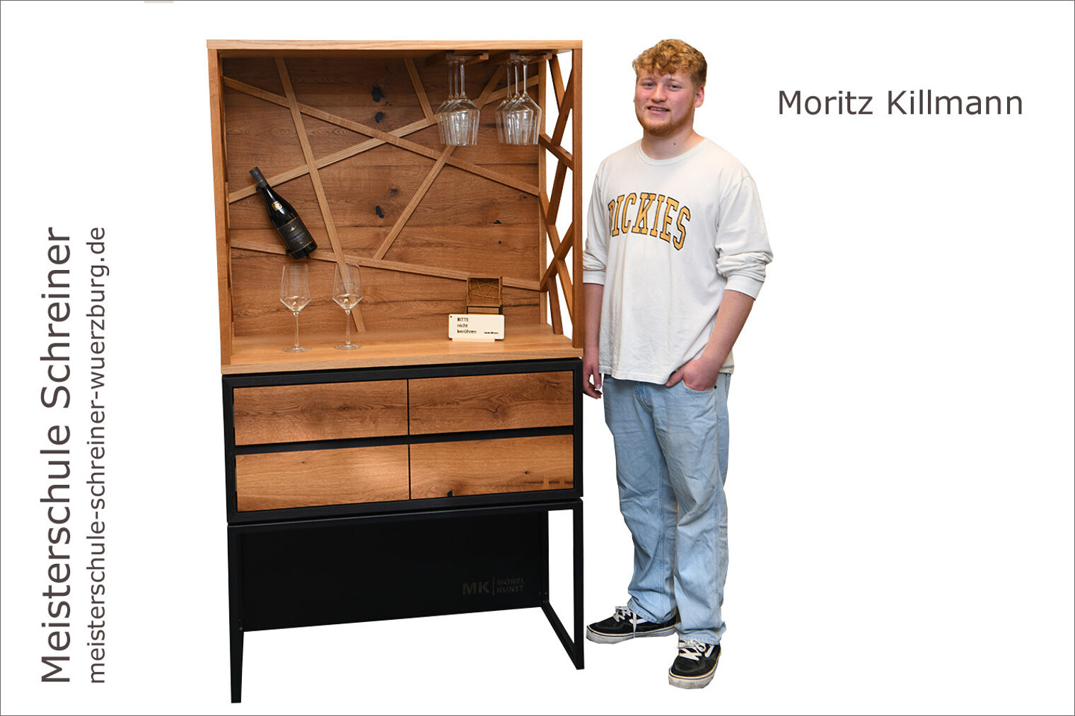 Meisterschule Schreiner Handwerkskammer für Unterfranken Porträt Moritz Killmann mit seiner Vinothek als Schreinermeisterstück