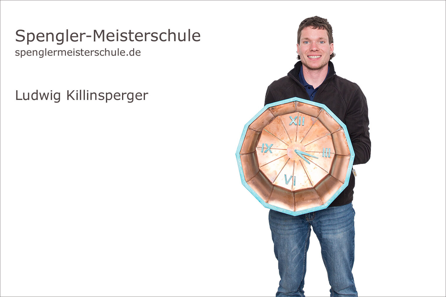 Spenglermeisterschule Würzburg - Handwerkskammer für Unterfranken Portrait Ludwig Killinsperger mit seiner Wanduhr als Spenglermeisterstück