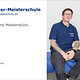 Porträt Markus Häusler mit seinem Spenglermeisterstück