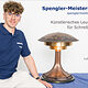 Porträt Lukas Amrhein mit seinem Spenglermeisterstück