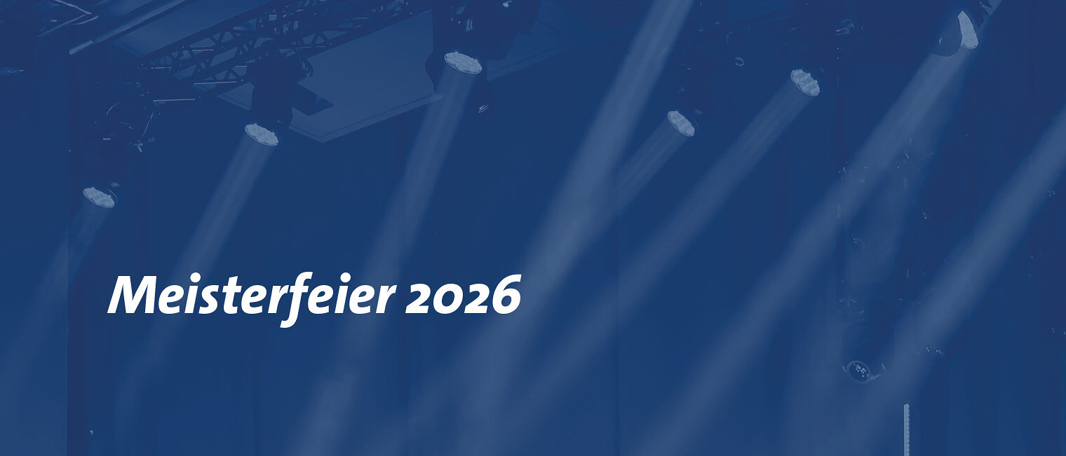 Blauer Hintergrund mit Schriftzug "Meisterfeier 2026"