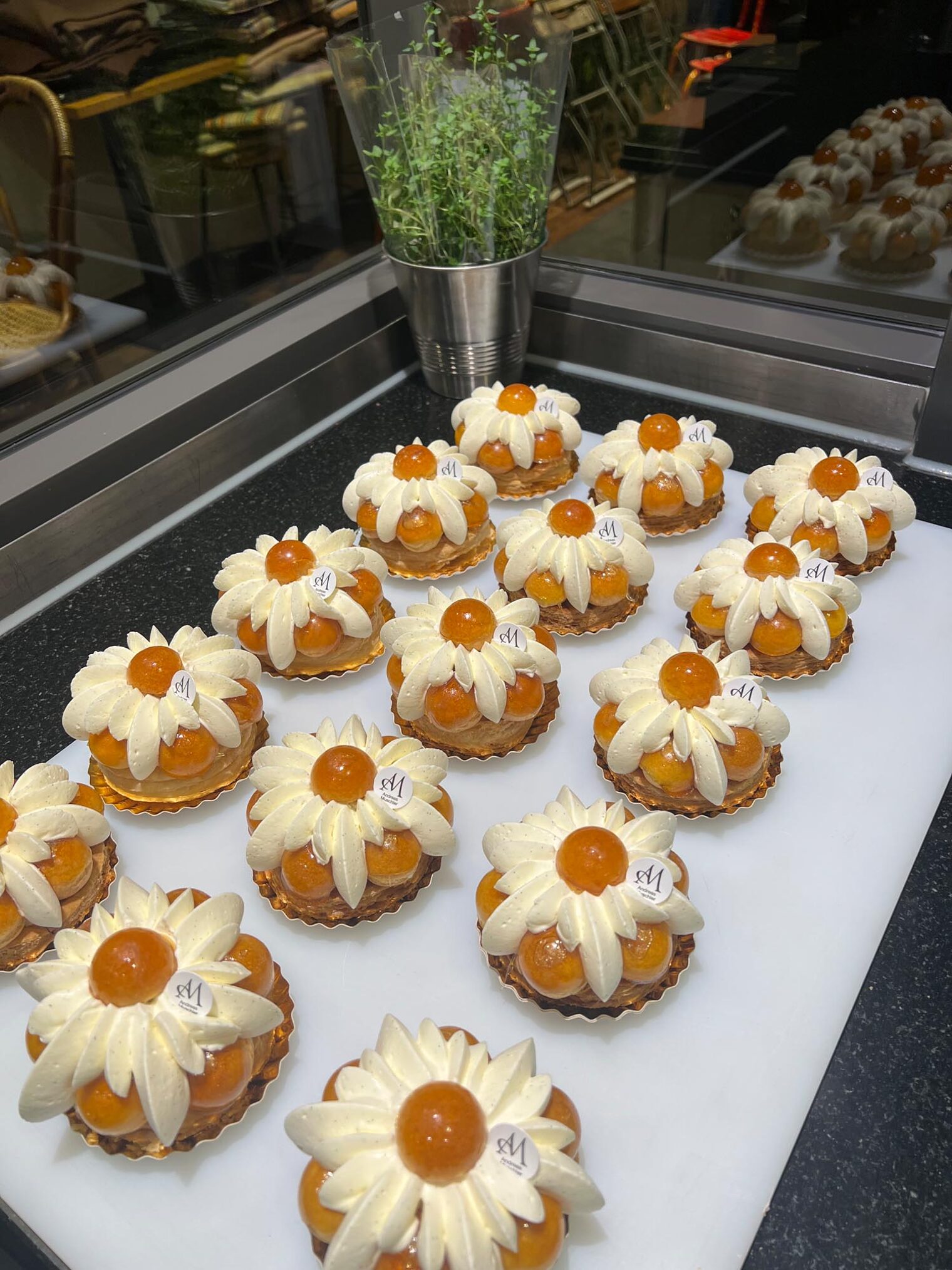 süße Teilchen mit Blumenlook