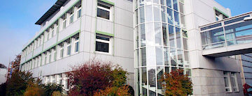 Gebäude der Akademie für Unternehmensführung von außen